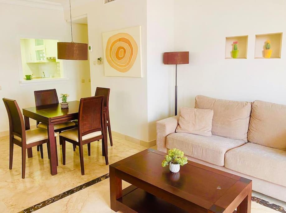 Apartment Roda Golf. Poolside Murcia